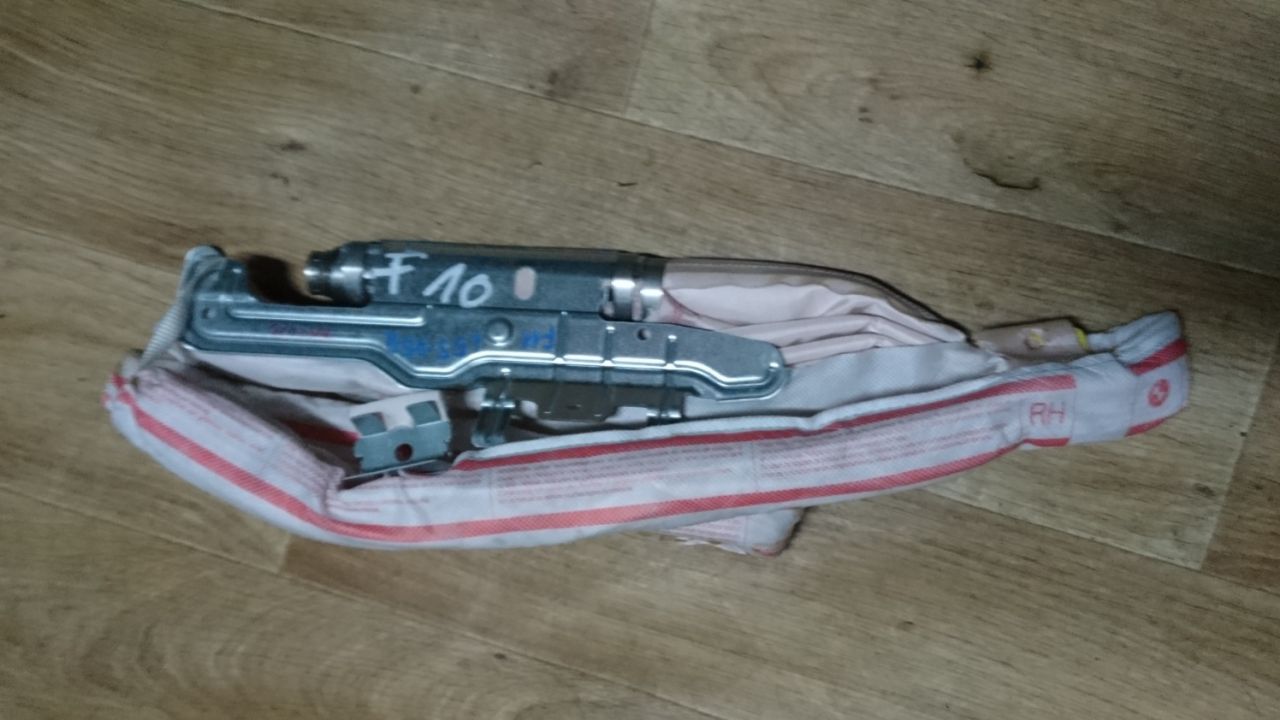 подушка безопасности боковая (шторка) BMW 2013, 3.0 л., N57 D30 C, дизель, АКПП, универсал, 9143420 - фото №1