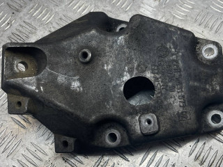 кронштейн двигателя BMW X3 E83 [рестайлинг] 2008, 2.0 л., N47 D20 A, дизель, полный привод, 3451673