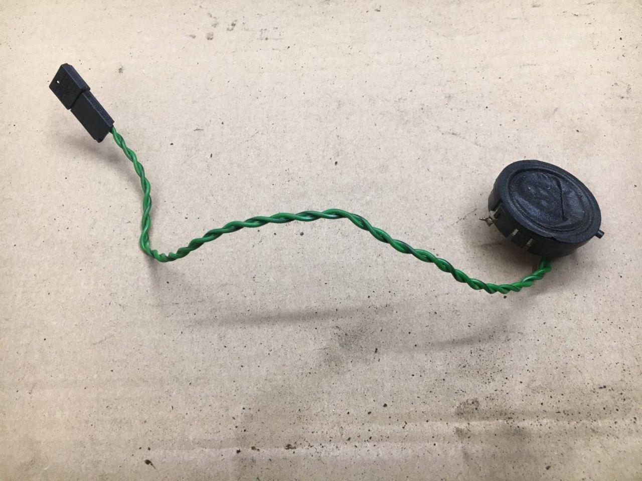 динамик высокочастотный (пищалка) BMW 5 серия E39 2000, 2.5 л., бензин, АКПП, седан, 8362542 - фото №1