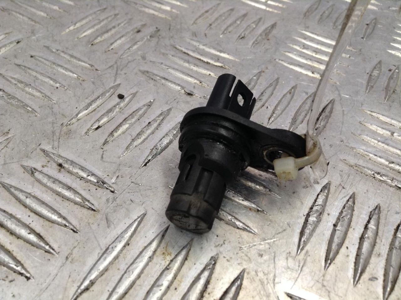 датчик распредвала BMW X5 E70 2008, 4.8 л., N62 B48 B, бензин, АКПП, внедорожник 5 дв., 7525014 - фото №1