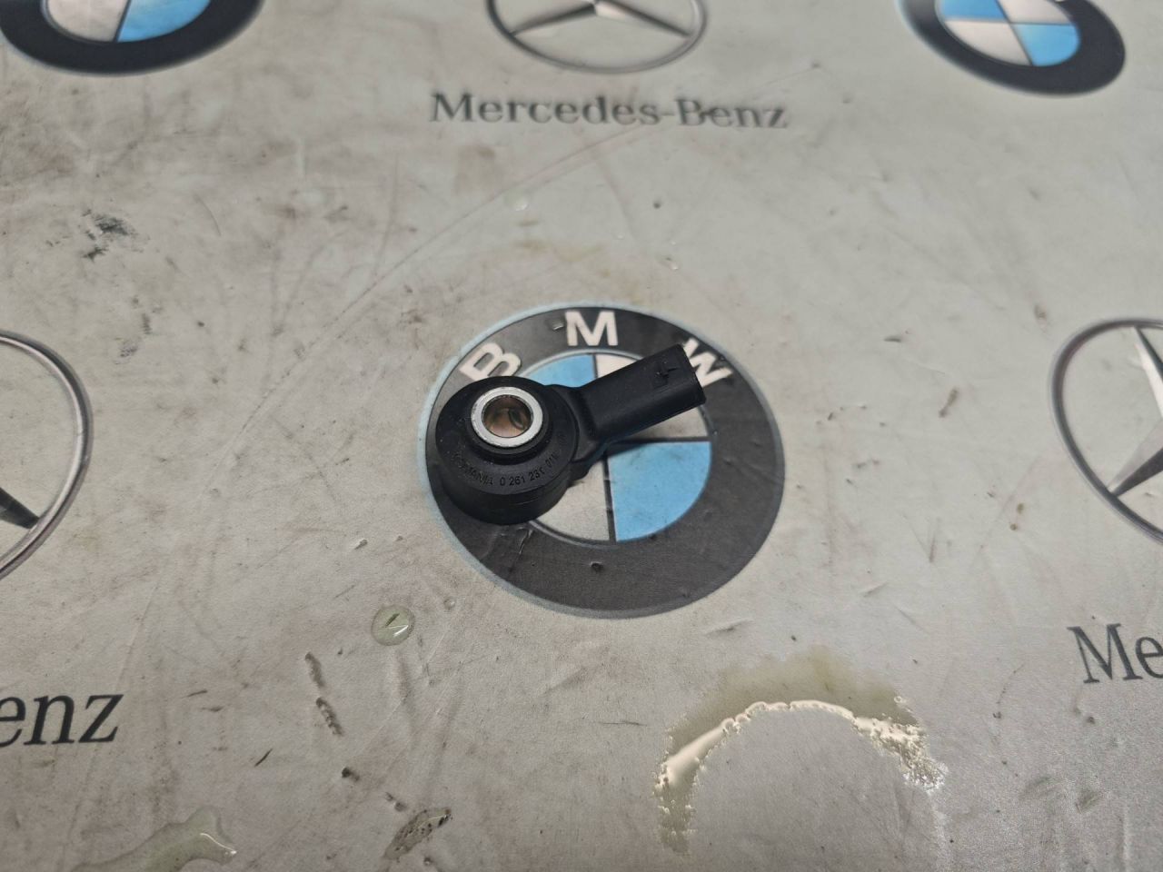 датчик детонации BMW 2025, 3.0 л., бензин, 9845632 - фото №1