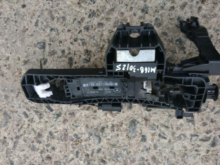скелет ручки двери передней правой Mercedes-Benz GL-Класс X166 2013, 3.0 л., OM 642.826, дизель, АКПП, коричневый, внедорожник 5 дв., A2047602434