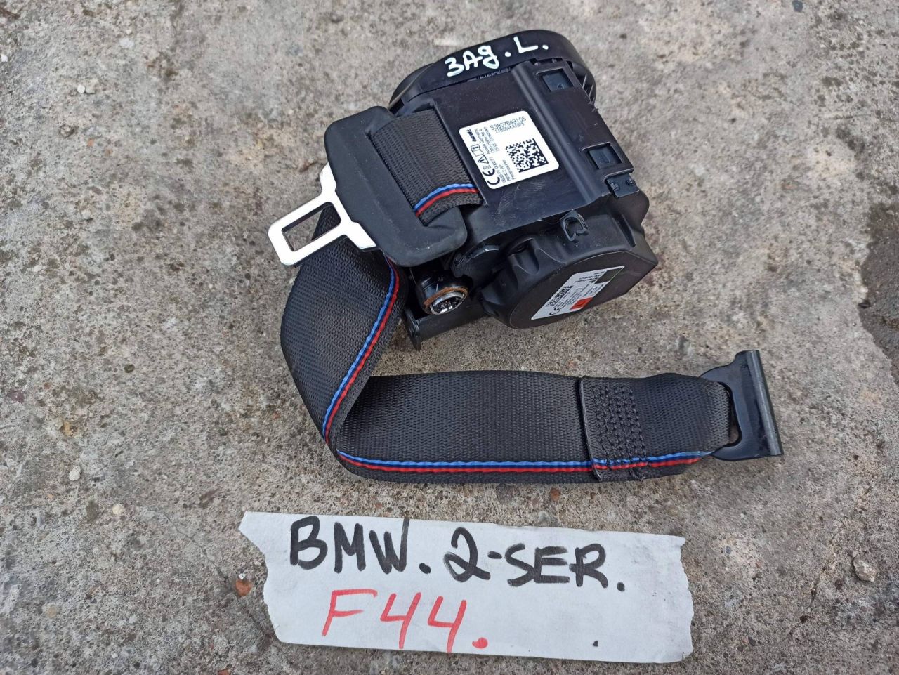 ремень безопасности BMW 2 серия F44 2020, 2.0 л., бензин, хетчбэк 5 дв., полный привод, 6438352 - фото №1