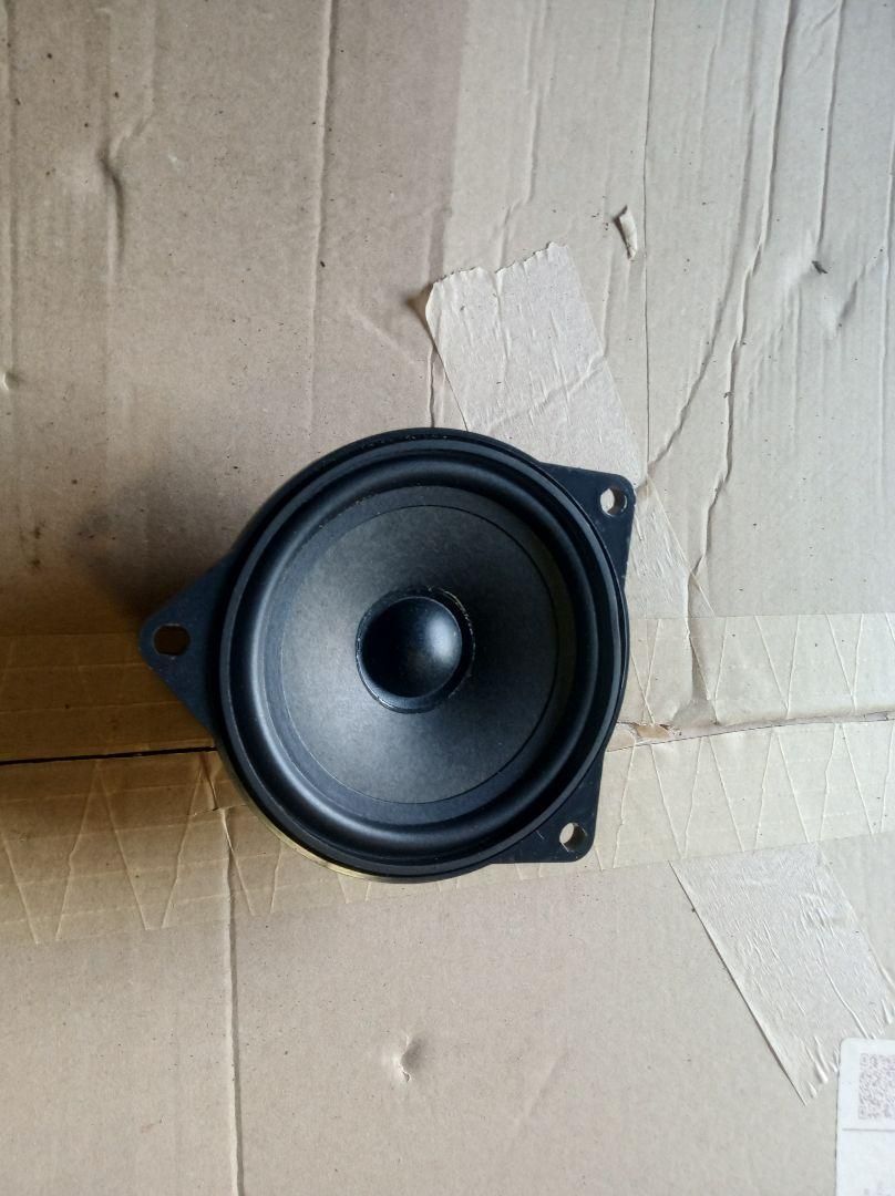 динамик двери BMW 2008, 2.0 л., дизель, АКПП, хетчбэк 5 дв., 65139141494, 9141494 - фото №1