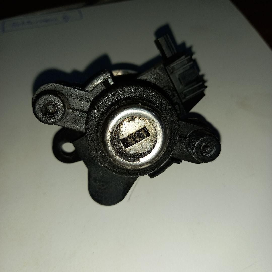 Личинка замка крышки багажника BMW 3 серия E46 (1997 - 2003), 8196052 - фото №1