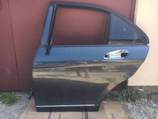 дверь задняя левая Mercedes-Benz C-Класс W204/S204 2009, 3.0 л., M 272.948, бензин