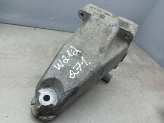 кронштейн двигателя Mercedes-Benz E-Класс W212/S212/C207/A207 2012, 1.8 л., M 271.820, бензин, A2712232304