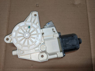 моторчик стеклоподъемника задний левый Mercedes-Benz E-Класс W212/S212/C207/A207 [рестайлинг] 2013, 3.5 л., бензин, универсал, A2048200542, 0130822505