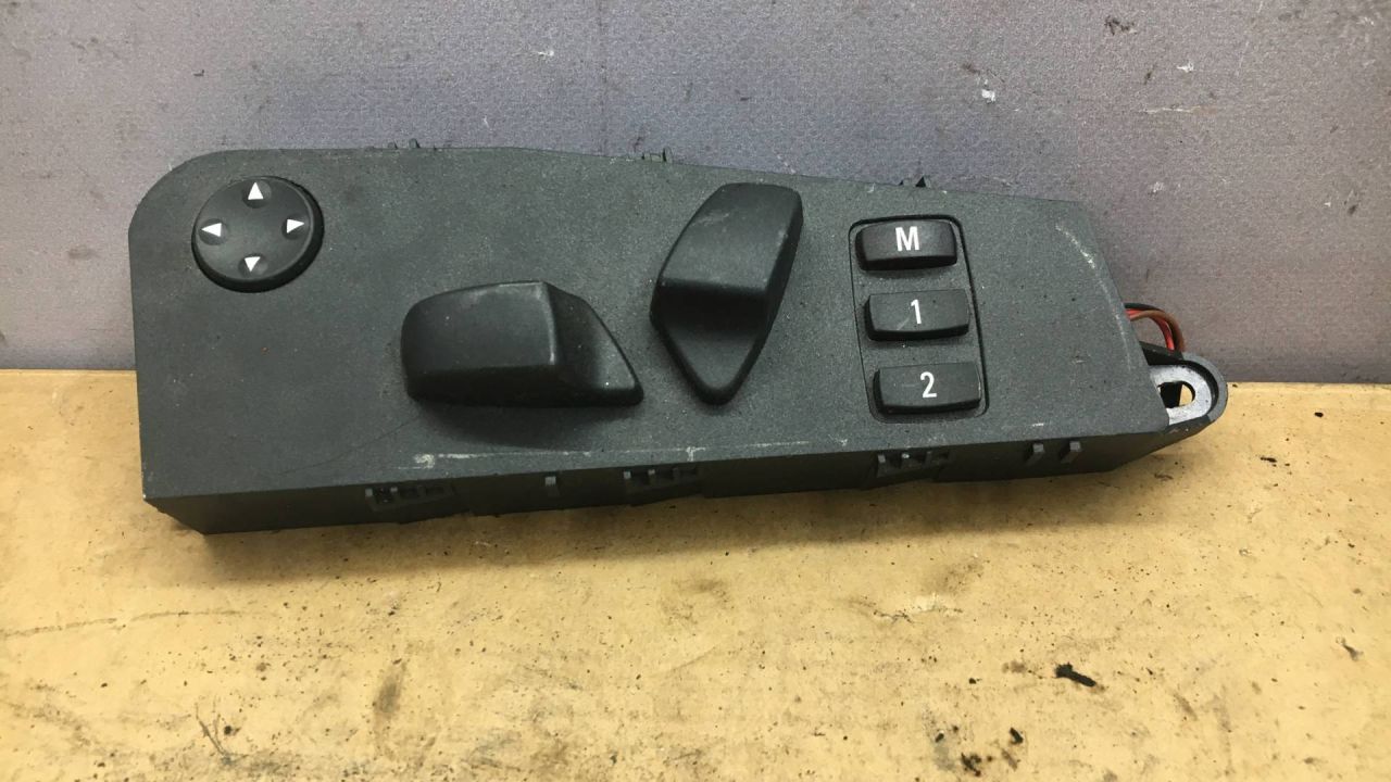 блок управления сиденьем BMW X5 E70 2007, 3.0 л., N52 B30 AF, бензин, АКПП, 6926971 - фото №1