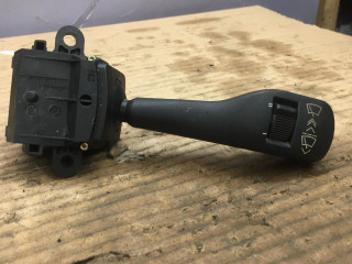 переключатель дворников BMW 5 серия E39 [рестайлинг] 2001, 2.5 л., дизель, АКПП, седан, 8363664