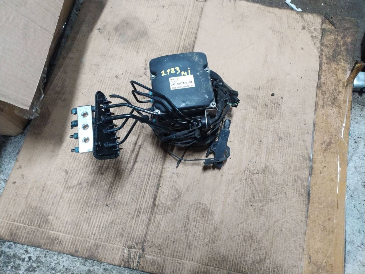 блок ABS BMW 7 серия F01/F02 2009, 4.4 л., N63 B44 A, бензин, 6792478 - фото №1