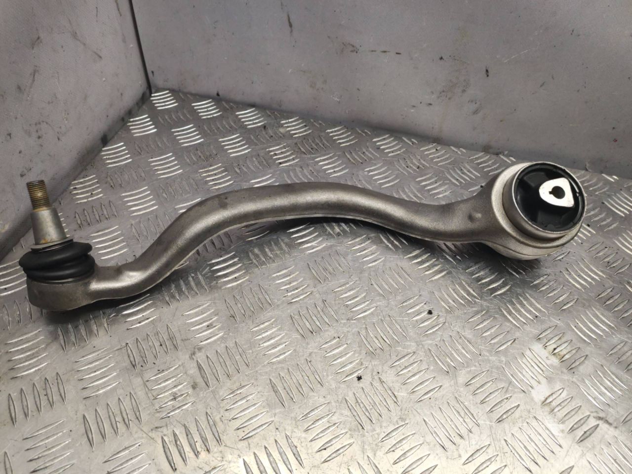 рычаг передний левый BMW X5 M E70 2010, 4.4 л., S63 B44 A, бензин, правый руль - фото №1