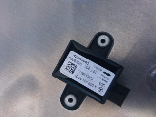 датчик удара Mercedes-Benz S-Класс W221 [рестайлинг] 2012, 3.0 л., OM 642.862, дизель, АКПП, серебристый, седан, A0038212751, 5WK43901