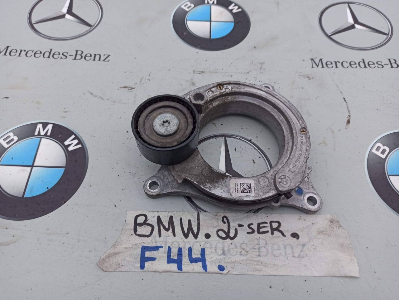 натяжитель BMW 2 серия F44 2020, 2.0 л., бензин, хетчбэк 5 дв., полный привод, 8580360 - фото №1