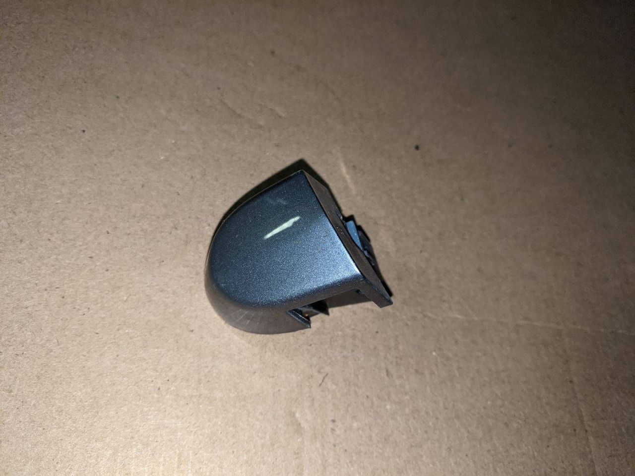 заглушка BMW X5 E70 2007, 4.8 л., N62 B48 A, бензин, АКПП - фото №1