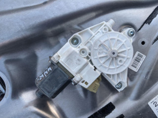 моторчик стеклоподъемника передний левый Mercedes-Benz C-Класс W204/S204 2008, 2.1 л., дизель, МКПП, серебро, седан, 2048200142, A2048200142, 971133-100