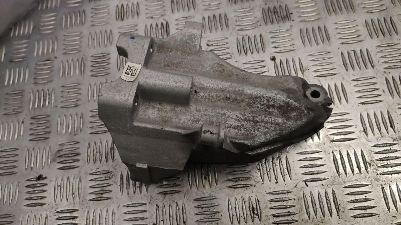 кронштейн двигателя Mercedes-Benz GLC Coupe C253 2016, 2.2 л., дизель, 6512235504 - фото №1