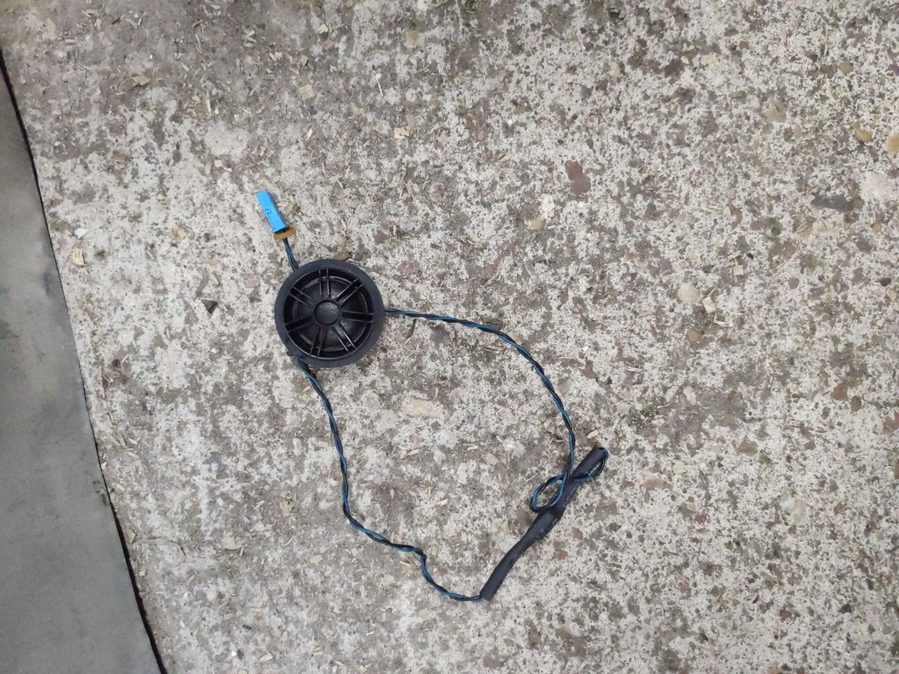 динамик высокочастотный (пищалка) BMW X3 F25 2013, 2.0 л., N20 B20 A, бензин, АКПП, внедорожник 5 дв., 9220750 - фото №1