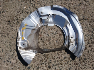 защитный кожух тормозного механизма BMW X5 E70 2008, 4.8 л., N62 B48 B, бензин, АКПП, внедорожник 5 дв.