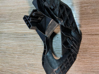 крепление фары правой BMW X5 F15 2018, 3.0 л., N57 D30 C, дизель, АКПП, белый, внедорожник 5 дв., 6002TM0168