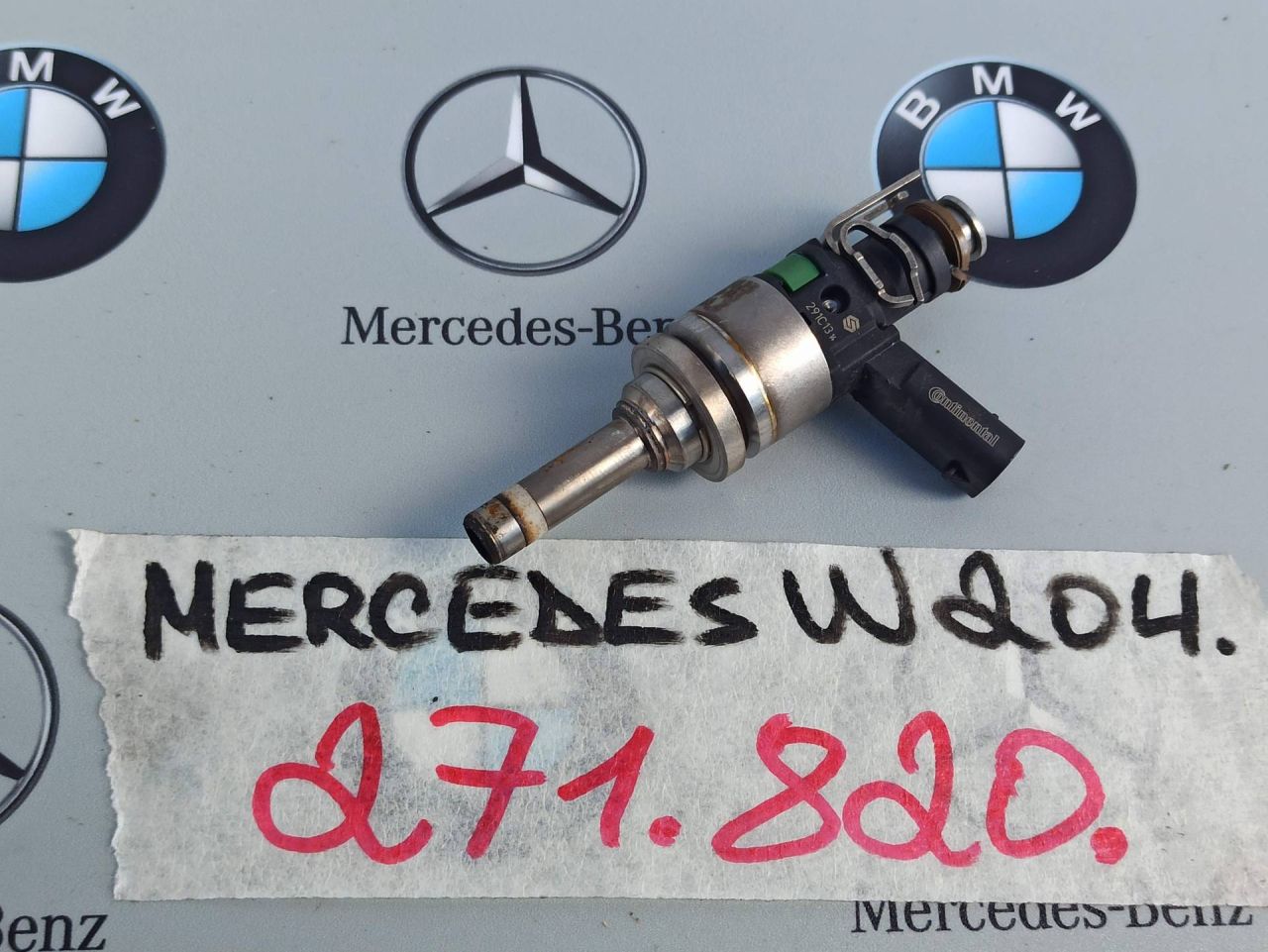 форсунка Mercedes-Benz 2013, 2.0 л., бензин, A2710780823 - фото №1