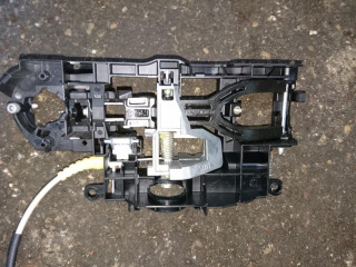 скелет ручки двери передней левой BMW 2014, 2.0 л., N47 D20 C, дизель, АКПП, серая, седан, 51217175649