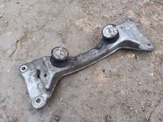 кронштейн КПП BMW 3 серия E90/E91/E92/E93 [рестайлинг] 2008, 2.0 л., N47 D20 C, дизель, 6778033