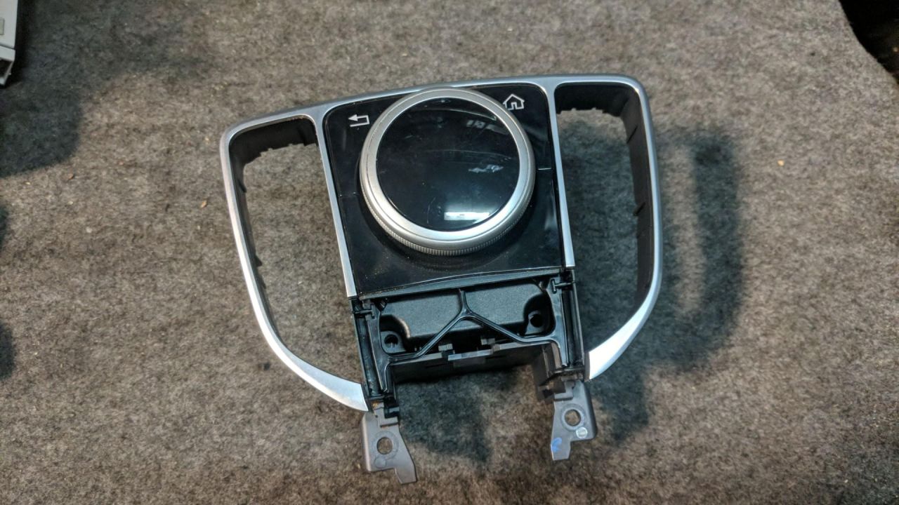 джойстик управления мультимедиа Mercedes-Benz E-Класс W213/S213/C238/A238 2016, 2.0 л., OM 654.920, дизель, АКПП, белый, седан, правый руль, 2139009103, A2139009103 - фото №1