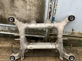 балка подвески задняя BMW 2014, 2.0 л., N47 D20 C, дизель, АКПП, серая, седан