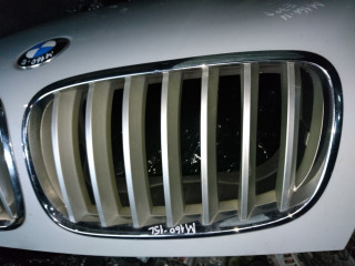 решетка капота BMW X5 E70 [рестайлинг] 2011, 3.0 л., N57 D30 B, дизель, АКПП, внедорожник 5 дв., 51137185223