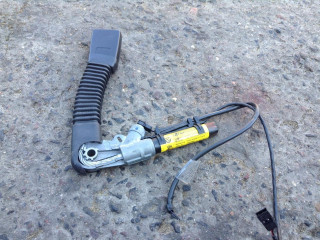 пиропатрон BMW X3 E83 [рестайлинг] 2007, 3.0 л., N52 B30 A, бензин, АКПП, внедорожник 5 дв.