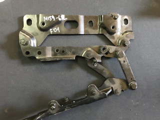 петля капота левая BMW 7 серия F01/F02 2010, 4.4 л., N63 B44 A, бензин, АКПП, черный, седан, 41007204555