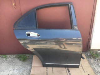 дверь задняя правая Mercedes-Benz C-Класс W204/S204 2009, 3.0 л., M 272.948, бензин