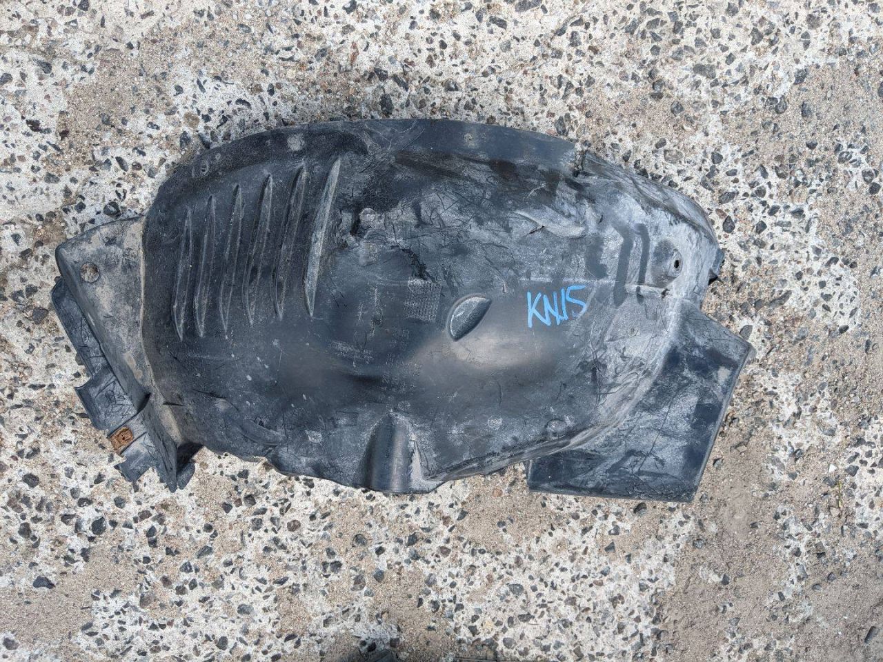 защита арок (подкрылок) Mercedes-Benz C-Класс W204/S204 2009, 3.0 л., M 272.948, бензин, A2046900230, A2046980030 - фото №1