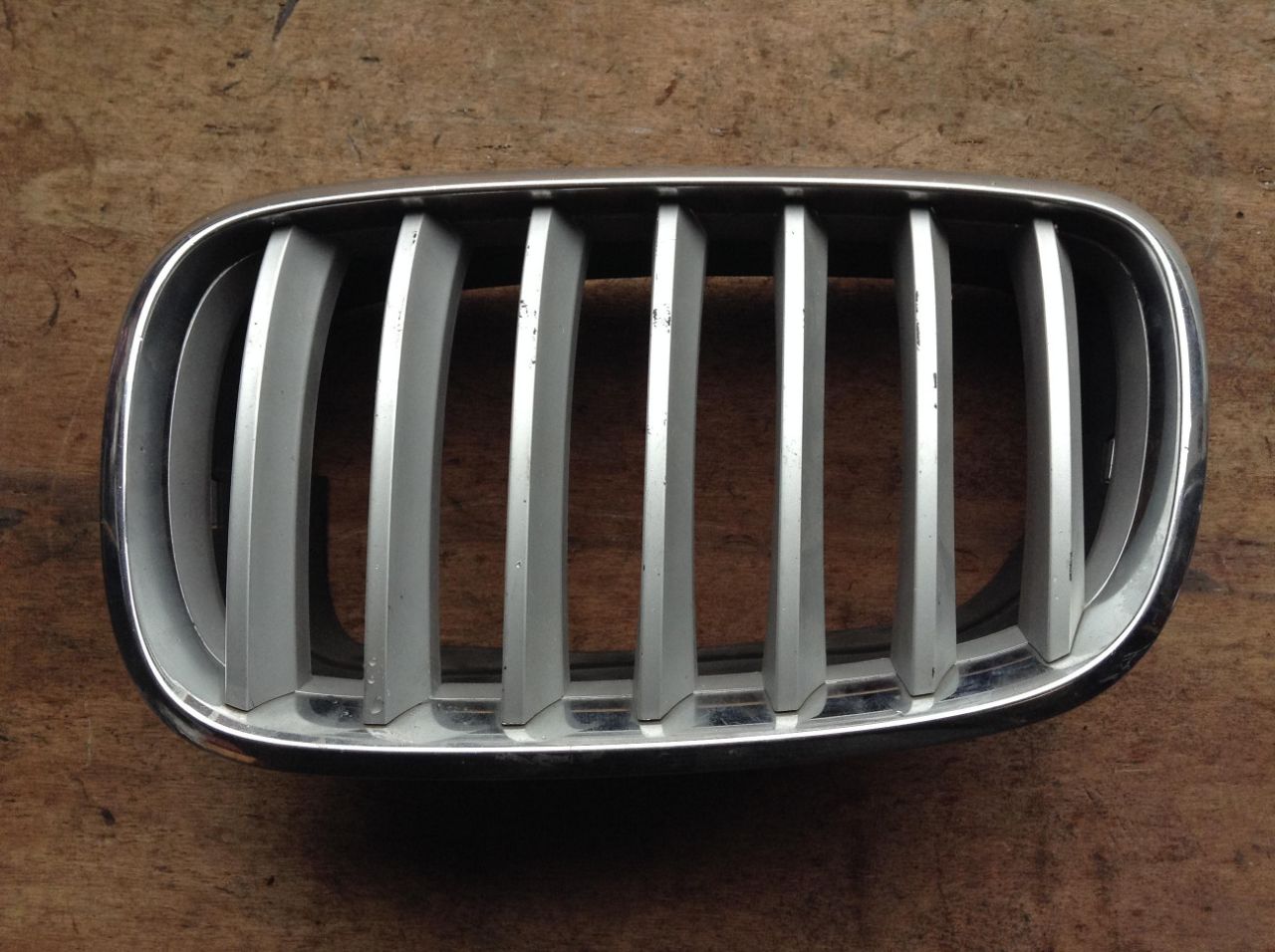 заглушка (решетка) в бампер BMW X5 E70 2008, 3.0 л., АКПП, внедорожник 5 дв., 7171395 - фото №1