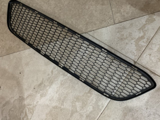 заглушка (решетка) в бампер BMW 3 серия E90/E91/E92/E93 2007, 3.0 л., N53 B30 A, бензин, АКПП, черный, купе, 8041179