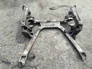 балка подвески передняя (подрамник) BMW 7 серия E65/E66/E67 2004, 4.4 л., бензин, АКПП, седан, 8752293