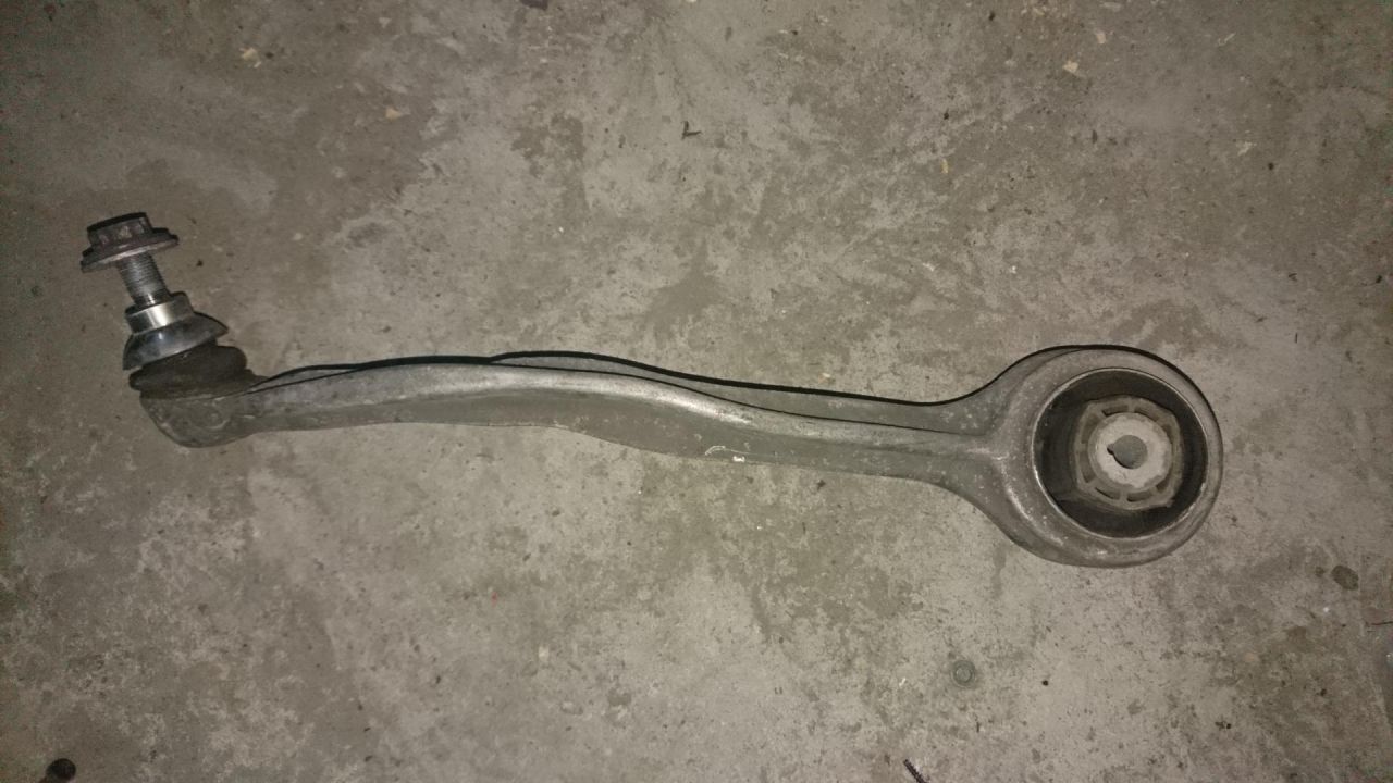 рычаг передний левый Mercedes-Benz S-Класс W222/C217/A217 2014, 3.0 л., OM 642.861, дизель, АКПП, серебристый, седан - фото №1