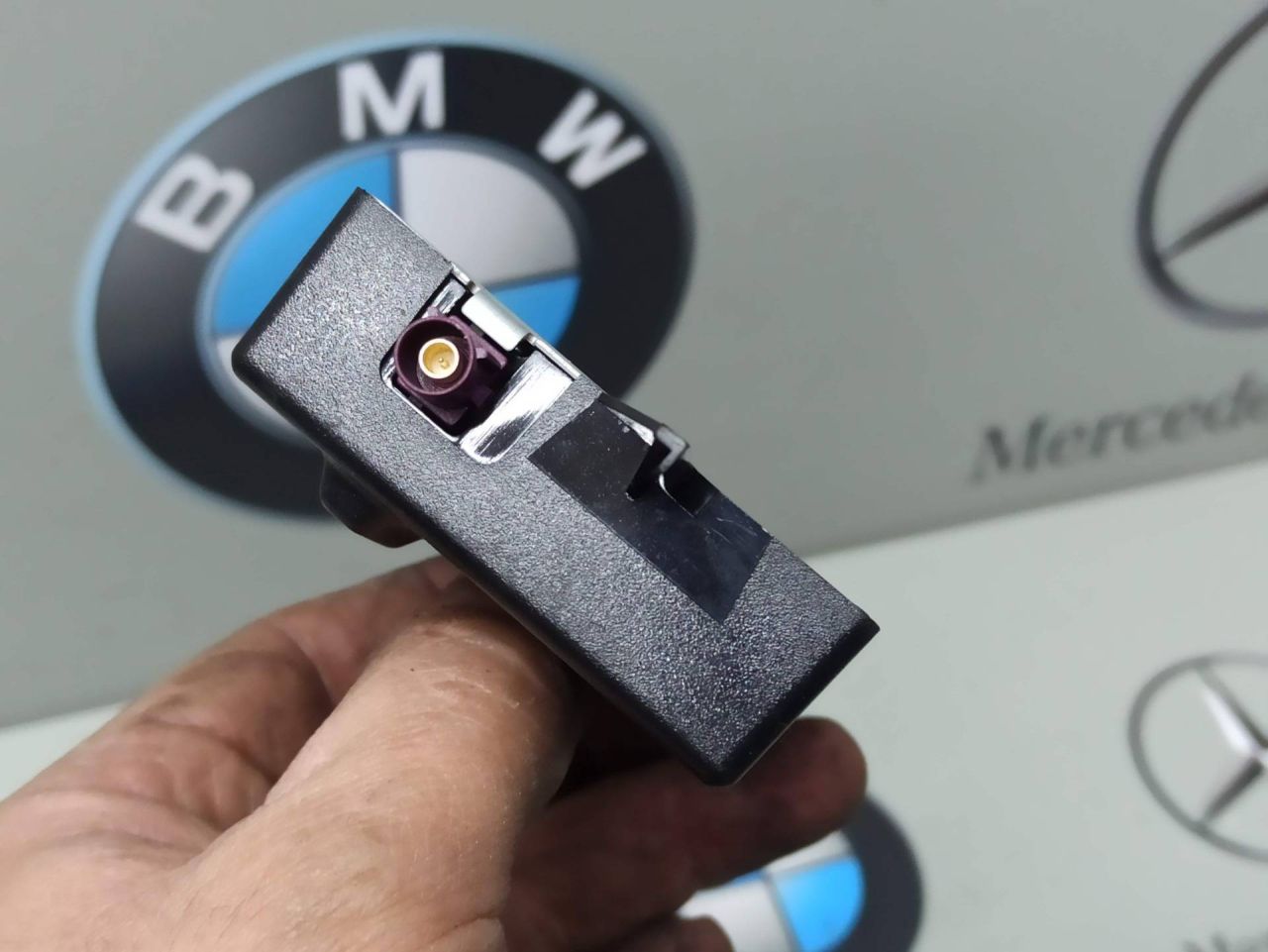 антенна BMW X6 F16 2016, 3.0 л., бензин, правый руль, 9230911 - фото №1