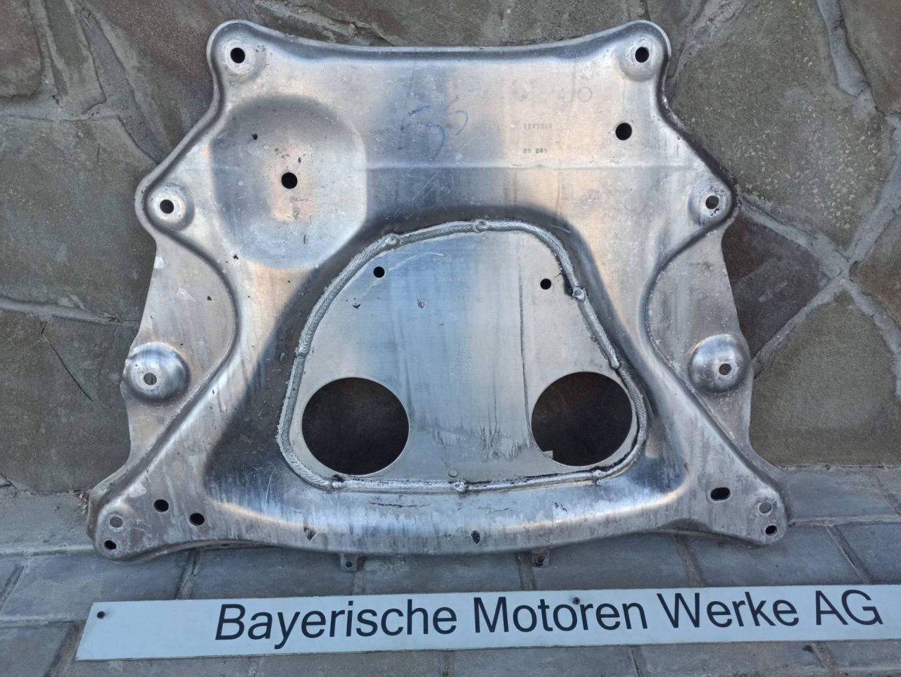 защита двигателя BMW X5 M F95 2021, 4.4 л., бензин, полный привод, 8091162 - фото №1