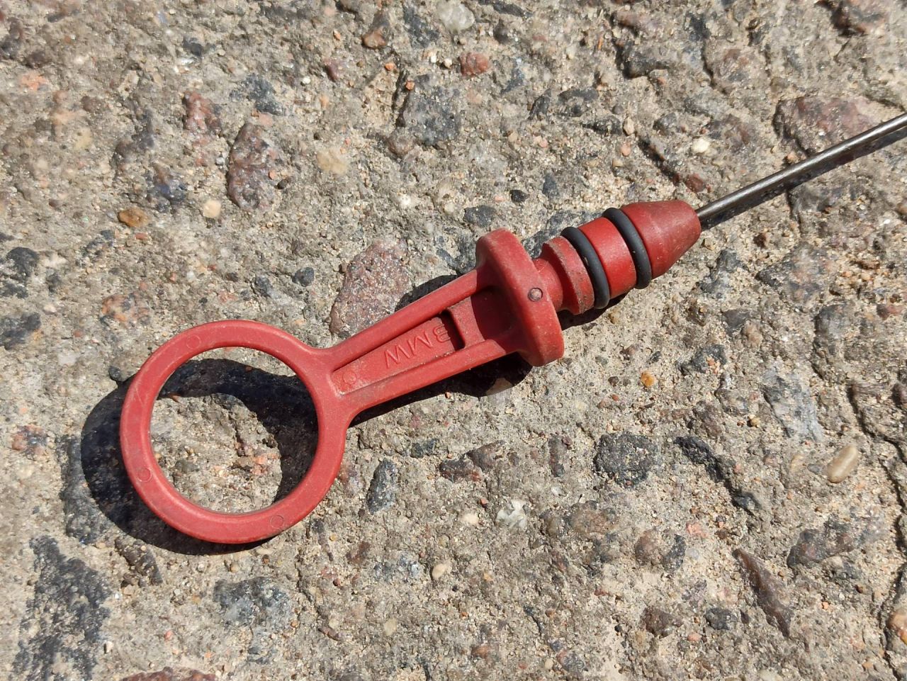 щуп двигателя BMW 3 серия E46 2000, 2.8 л., бензин, 1436293 - фото №1