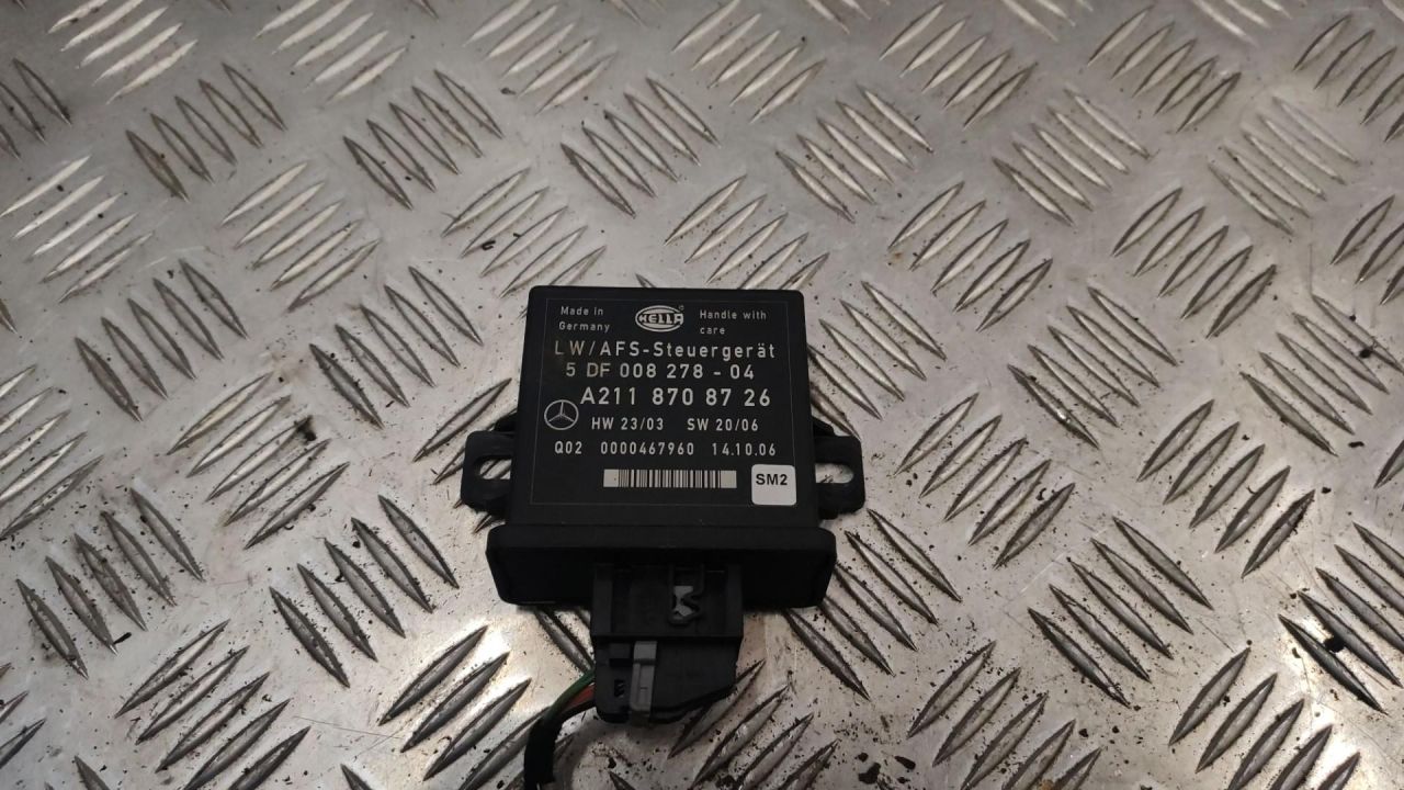 блок регулировки угла наклона фар Mercedes-Benz M-Класс W164 2007, 3.0 л., OM 642.940, дизель, 2118708726 - фото №1