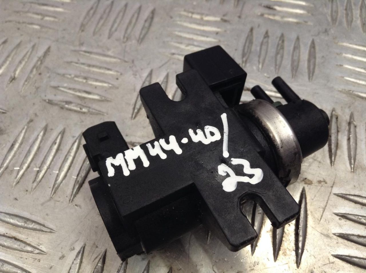 электромагнитный клапан BMW 5 серия E60/E61 2006, 3.0 л., АКПП, седан - фото №1