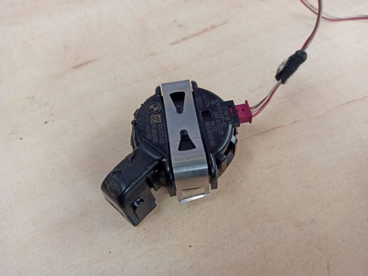 датчик дождя BMW X5 E70 2009, 3.0 л., дизель, 9191043 - фото №1