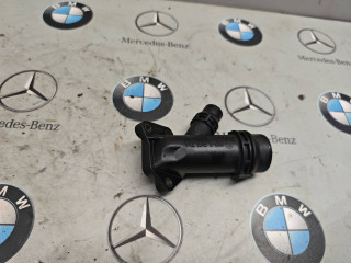 фланец (тройник) системы охлаждения BMW 5 серия E60/E61 2007, 3.0 л., дизель, 2247744