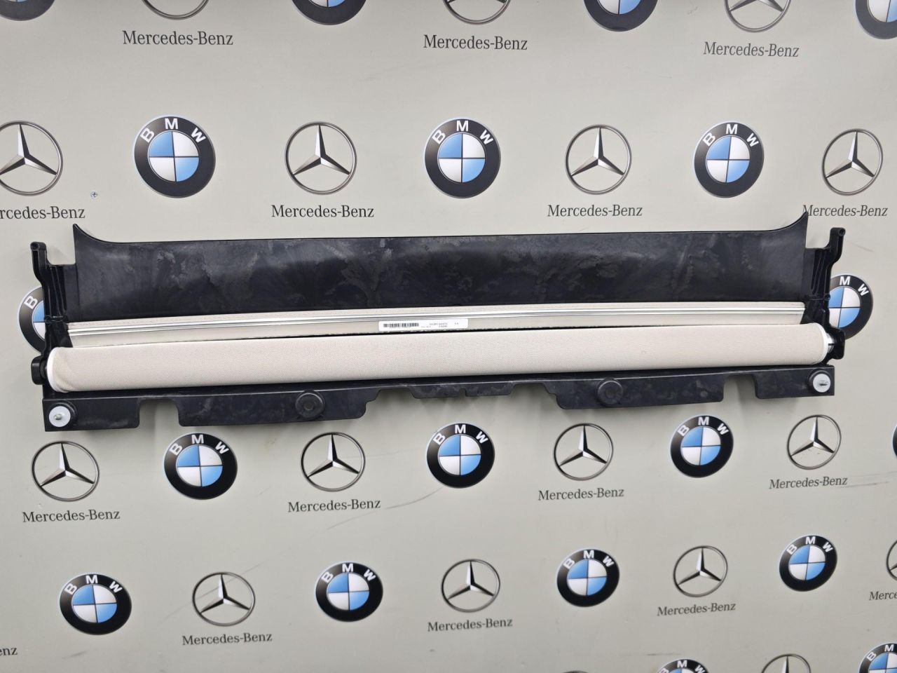 шторка крыши BMW 2023, a300, 2182580 - фото №1
