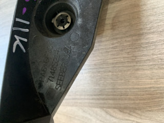 механизм открытия капота (кронштейн в салоне) BMW X5 E70 2009, 3.0 л., дизель, АКПП, внедорожник 5 дв., 7148521