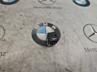 разъем AUX / USB BMW 2025, 3.0 л., бензин, 9229294