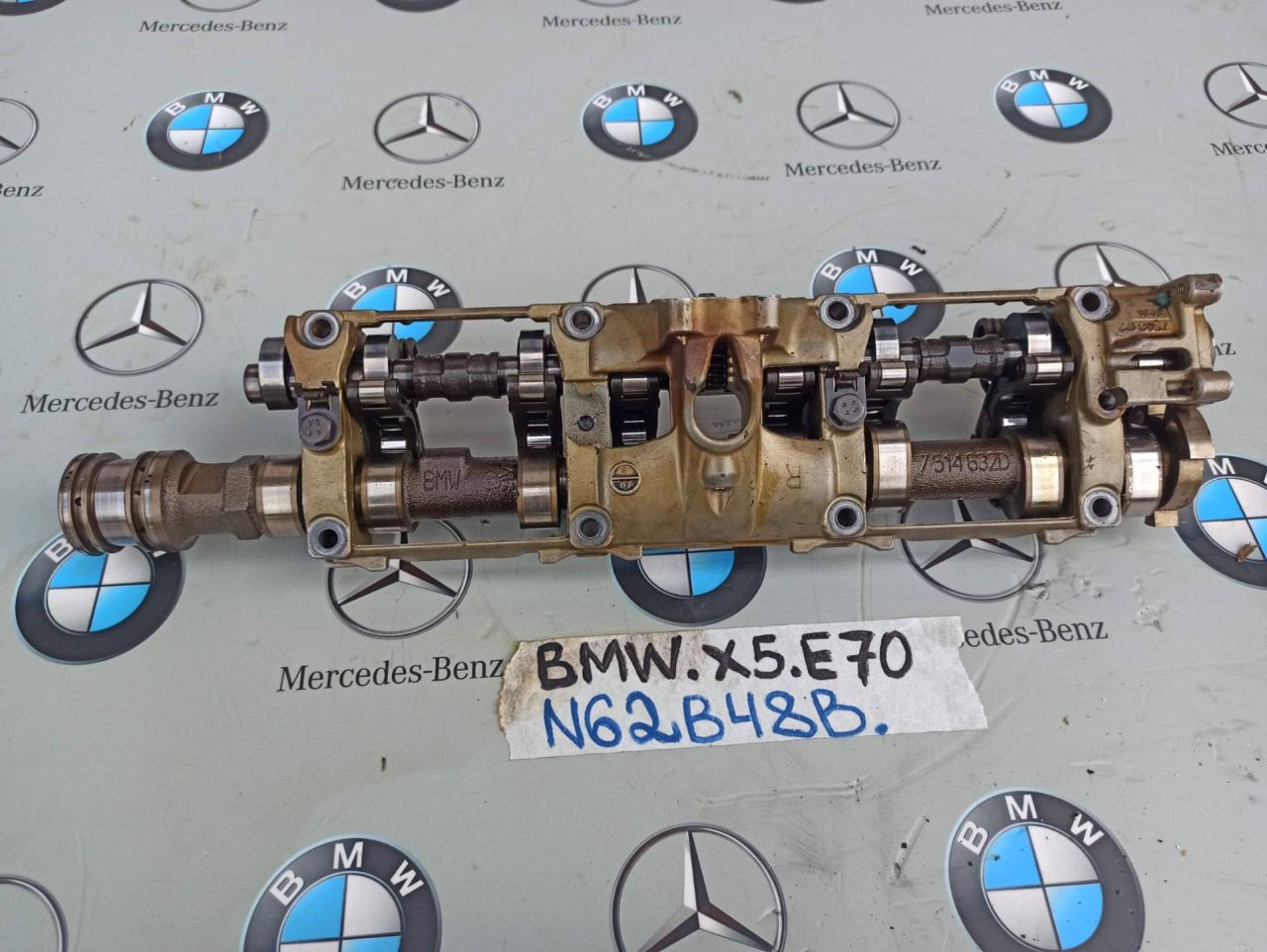 распредвал BMW X5 E70 2009, 4.8 л., бензин, 7514632, 7506172 - фото №1