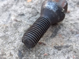 болт колесный BMW 5 серия E60/E61 [рестайлинг] 2009, 2.0 л., N47 D20 A, дизель, АКПП, седан